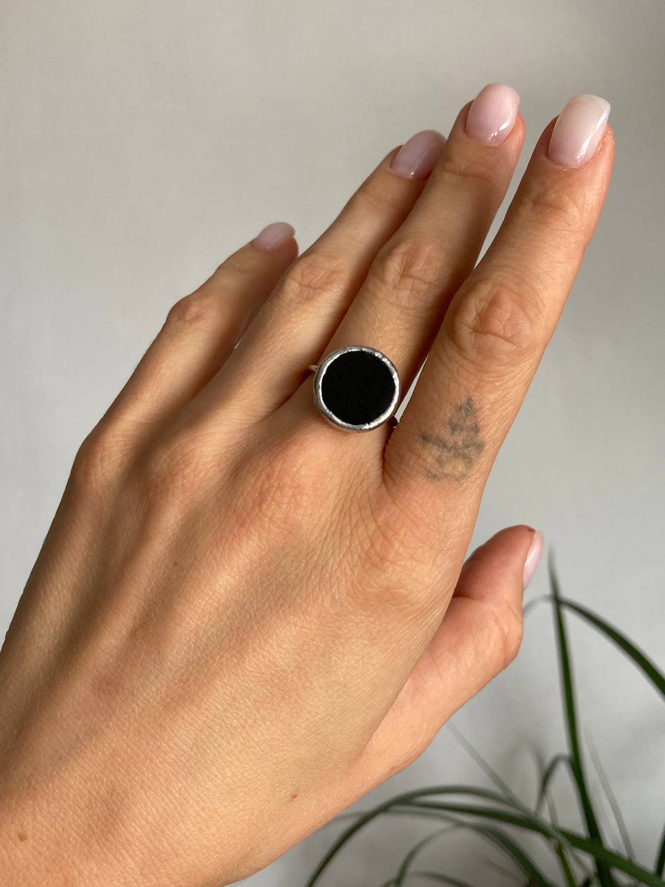 Black Stained Glass Ring, 18 mm, Statement ring for women, Minimalist jewelry, Stained glass Round Circle Disc ring, Black ring with glass