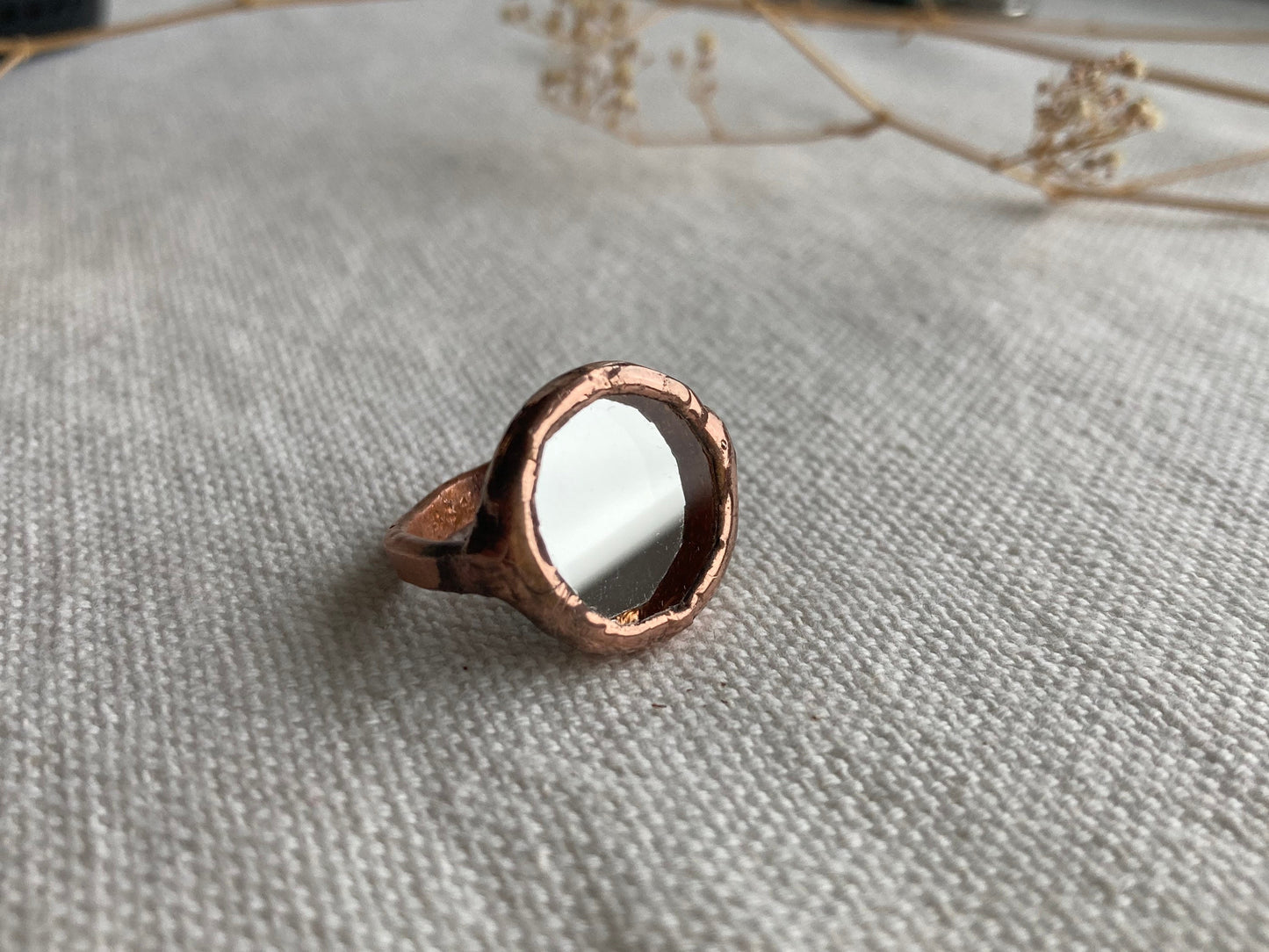 Stained mirror ring, Statement ring for women, Minimalist jewelry, Stained glass Round Circle Disc ring, Chanky ring with mirror