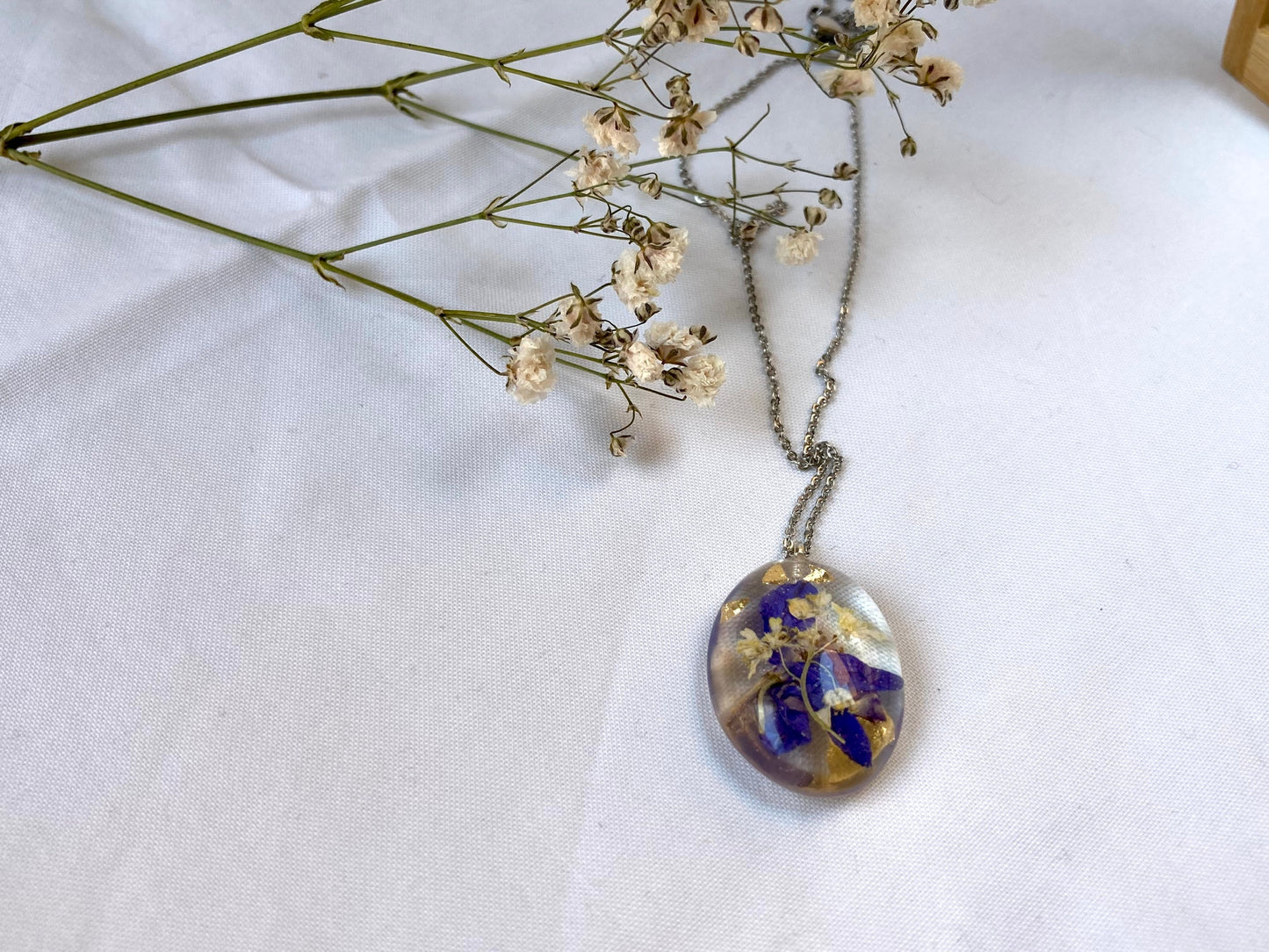 Blue and Yellow flowers necklace, Flower pendant, Ukrainian resin jewelry with  flowers, Oval pendant with pressed flowers