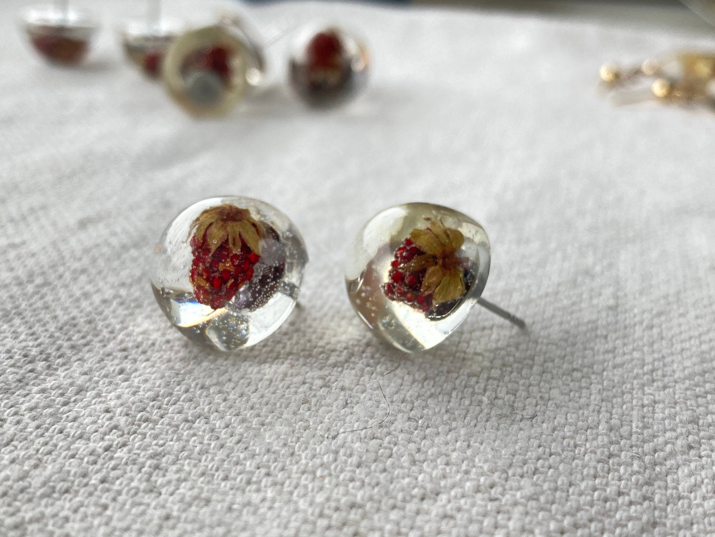 Strawberry Earrings, Epoxy resin earrings, Half spheres Stud earrings, Floral jewelry, Epoxy jewelry with wild berry,